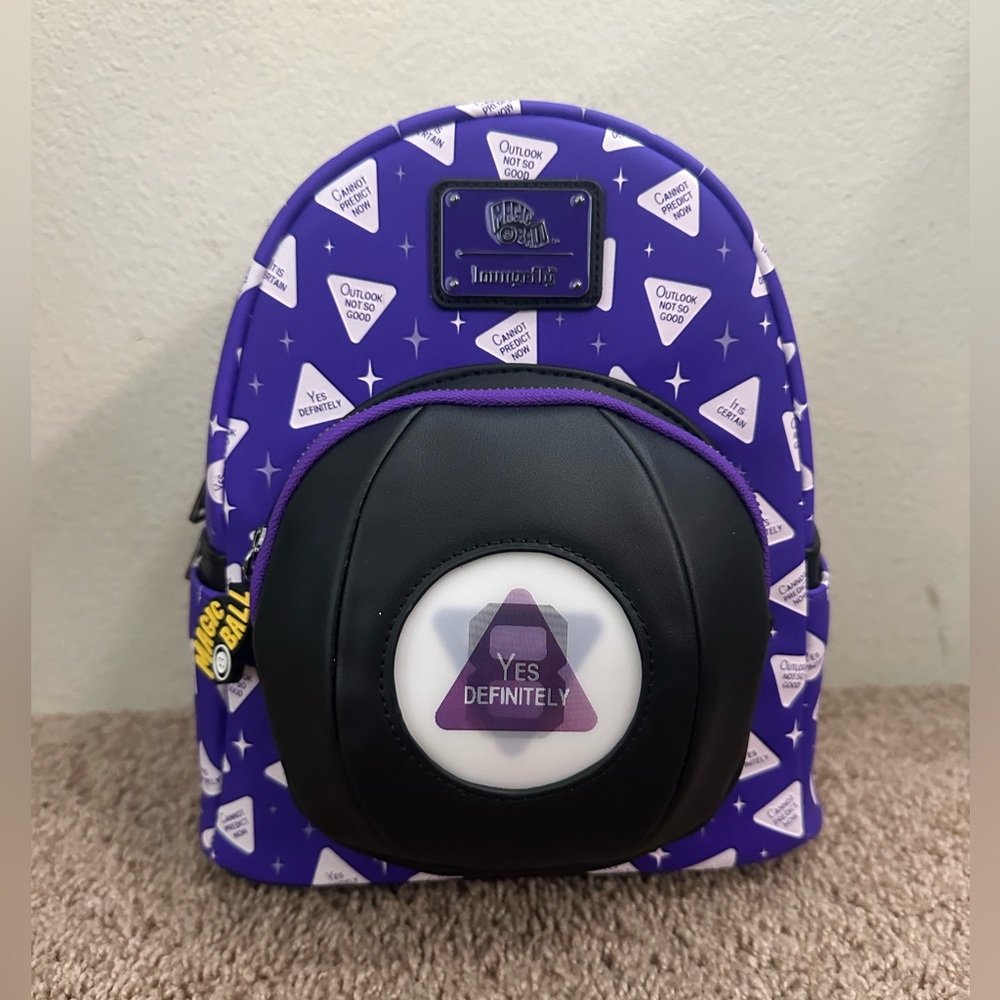 NWT Loungefly Mattel Magic 8 ball glow in the dark lenticular Backpack